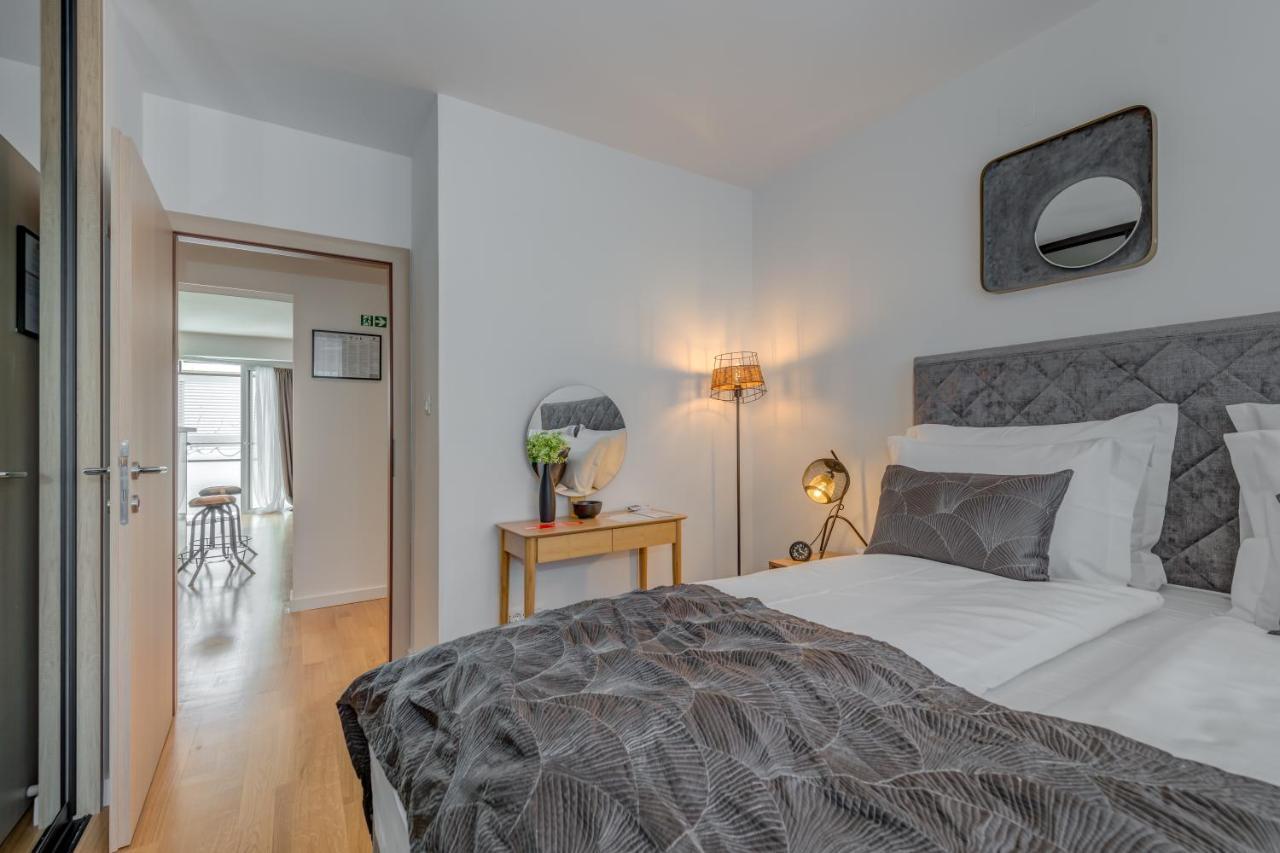 Paparazzi Apartment Сплит Екстериор снимка