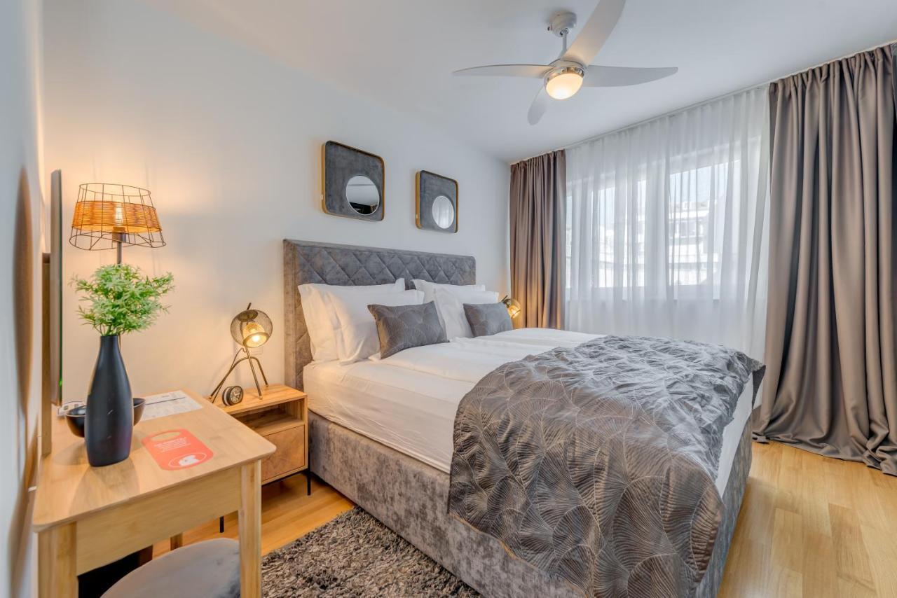 Paparazzi Apartment Сплит Екстериор снимка