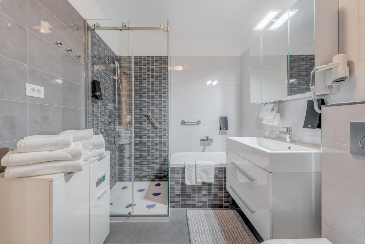 Paparazzi Apartment Сплит Екстериор снимка